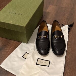 Gucci Jordaan Black Leather Horsebit Slip-On Loafers